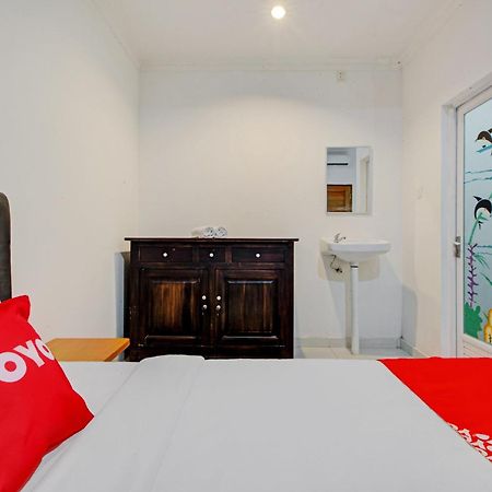 Oyo 2463 Bali Balangan Hotel ジンバラン エクステリア 写真
