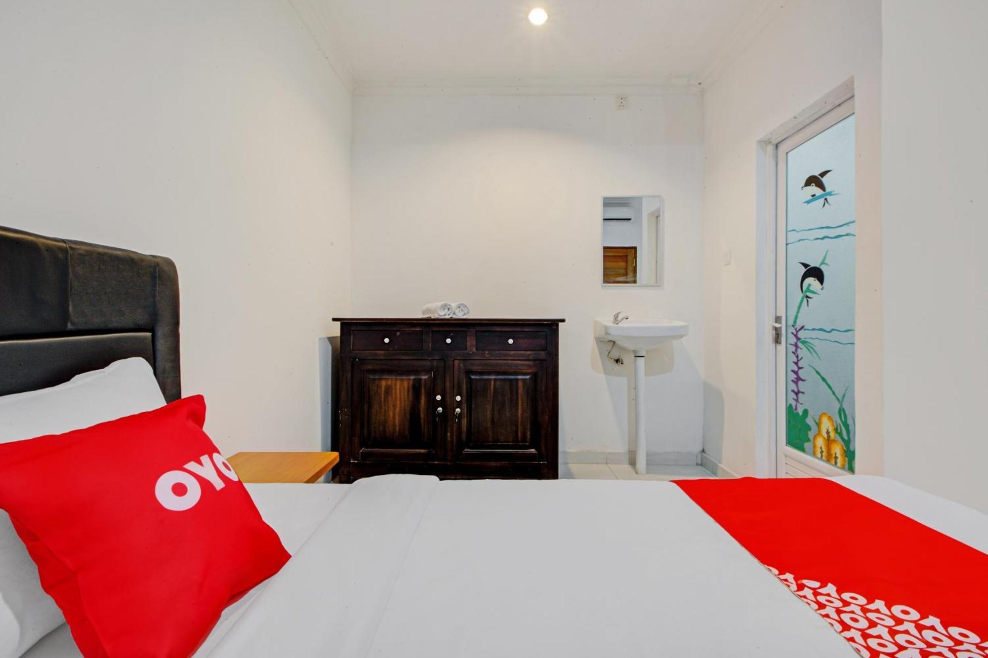 Oyo 2463 Bali Balangan Hotel ジンバラン エクステリア 写真