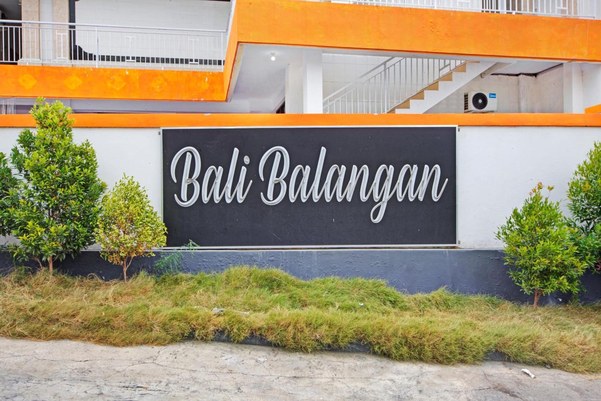 Oyo 2463 Bali Balangan Hotel ジンバラン エクステリア 写真