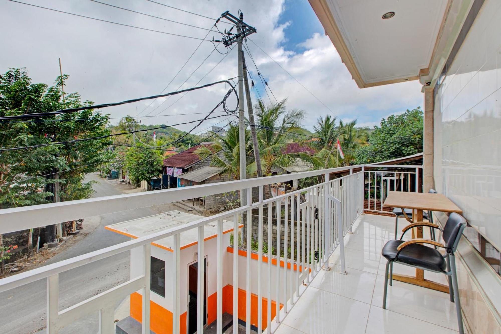 Oyo 2463 Bali Balangan Hotel ジンバラン エクステリア 写真