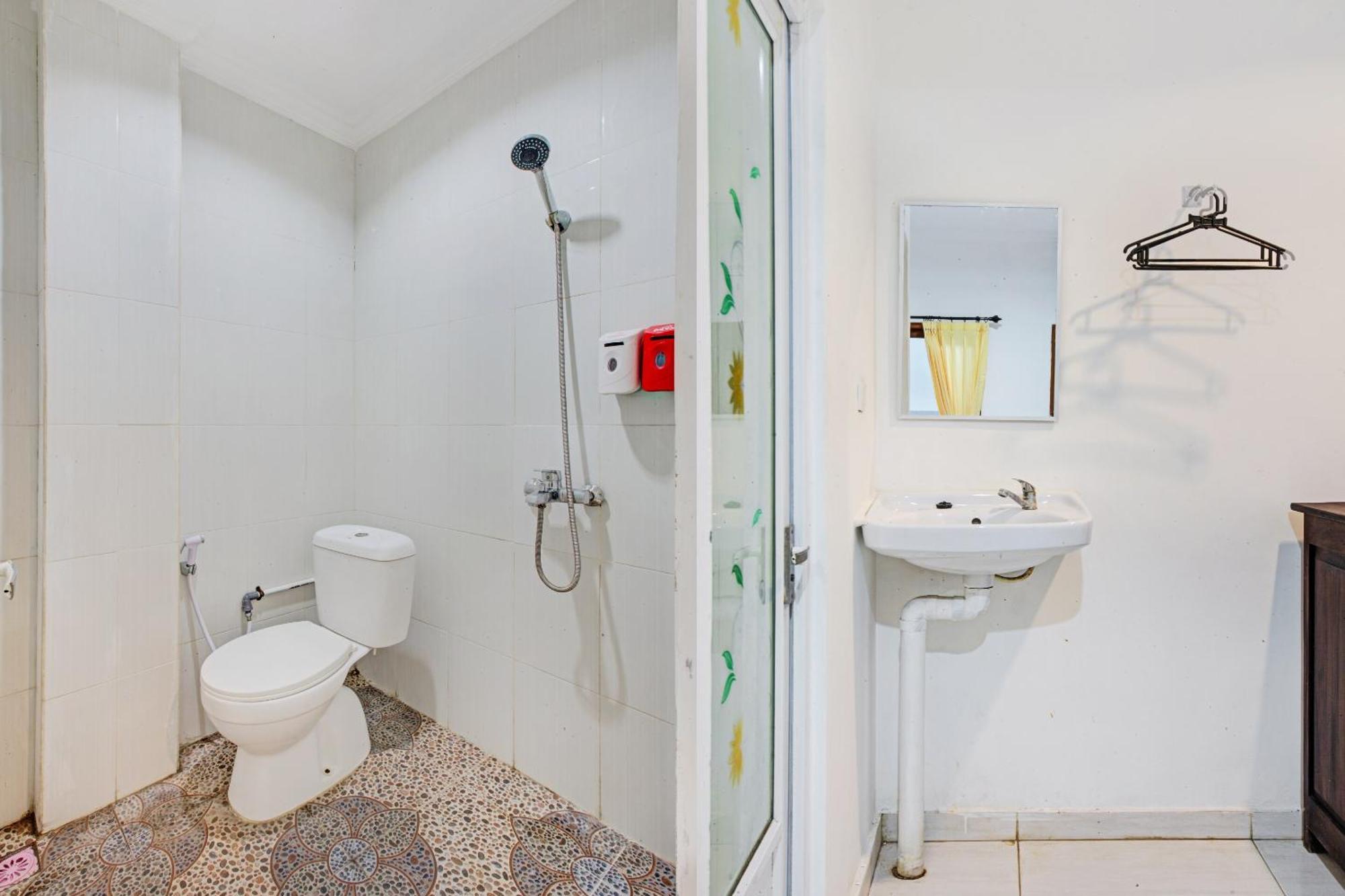 Oyo 2463 Bali Balangan Hotel ジンバラン エクステリア 写真