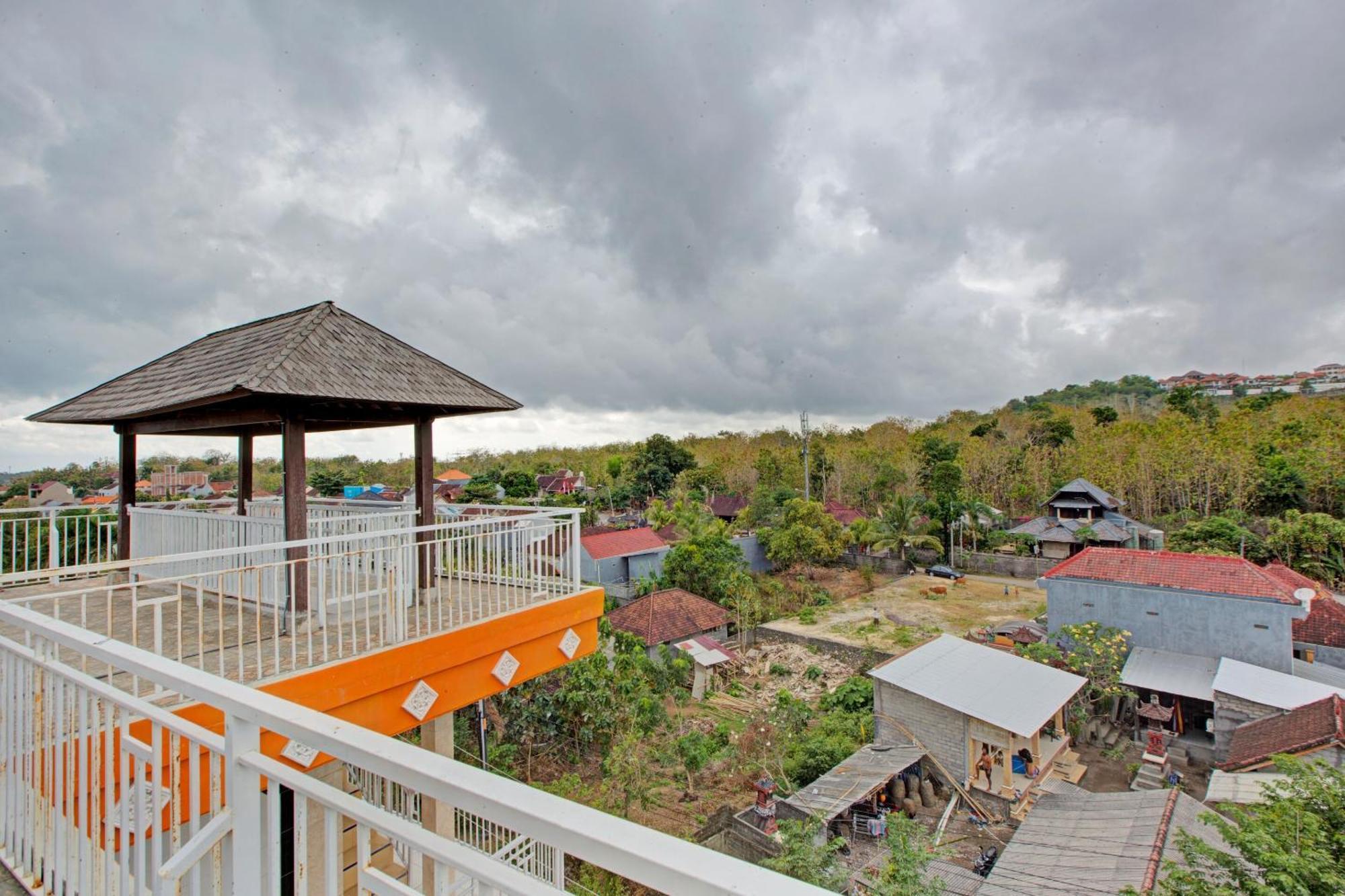 Oyo 2463 Bali Balangan Hotel ジンバラン エクステリア 写真